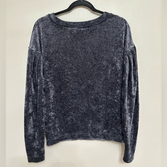 We the Free Crushed Velvet Sweatshirt in Gray - Size XS - Picture 4 of 7
